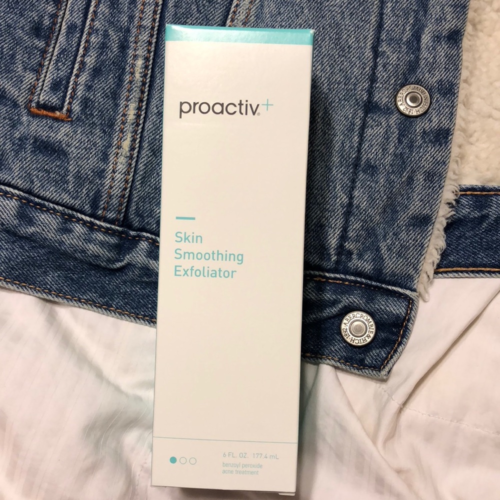 Proactive plus skin smoothing exfoliator 2 for 1